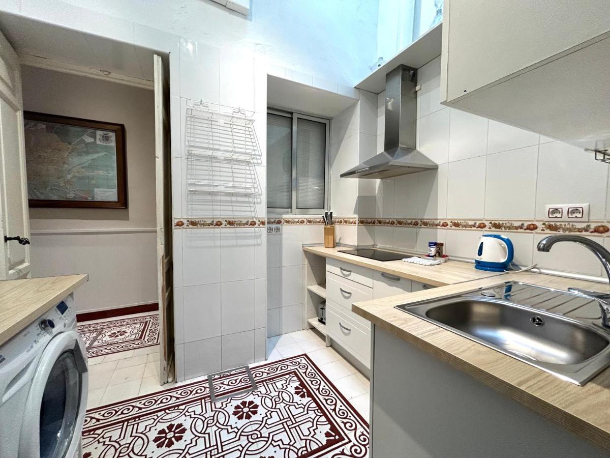 Home In Seville V33-B Экстерьер фото